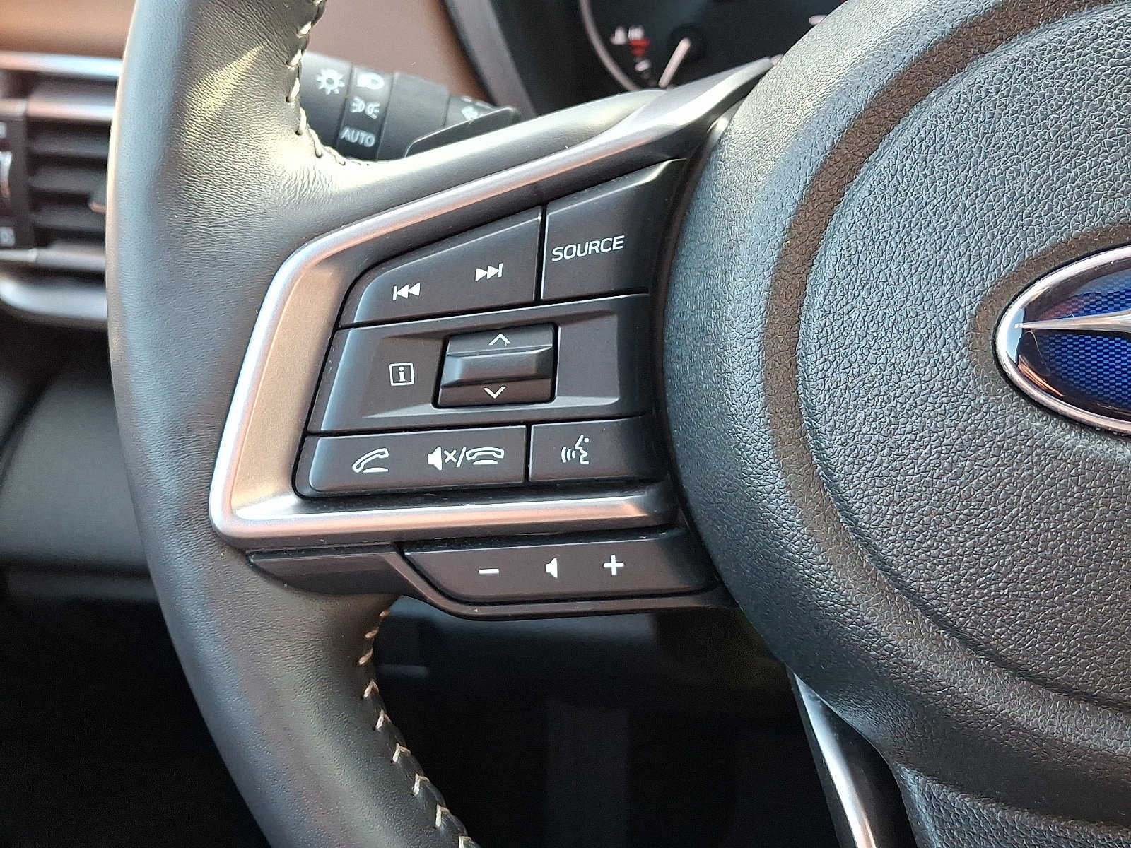 Certified 2025 Subaru Outback Touring XT image 23