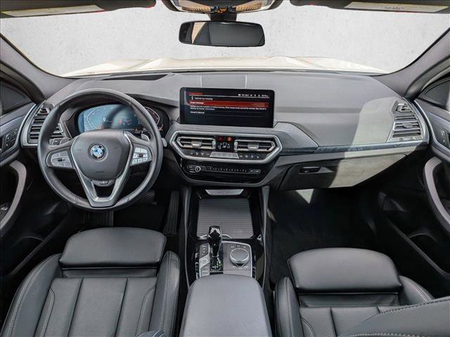 Used 2025 BMW X4 xDrive30i image 18