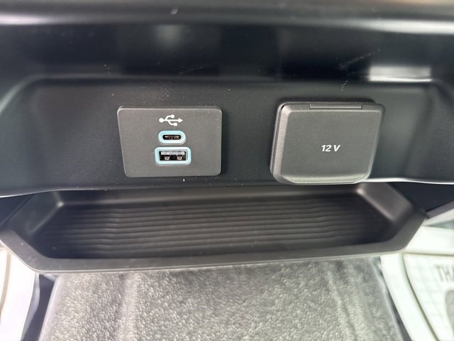 New 2026 Ford F350 XLT w/ Snow Plow/Camper Package image 22