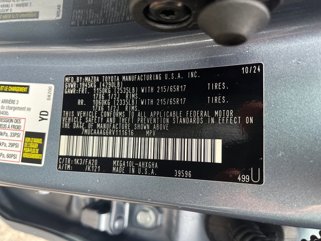 Certified 2024 Toyota Corolla Cross LE image 28