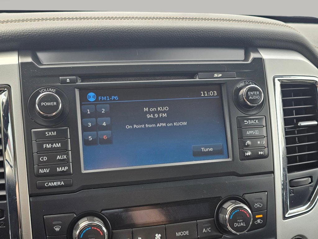 Used 2017 Nissan Titan SL AWD/4WD image 6