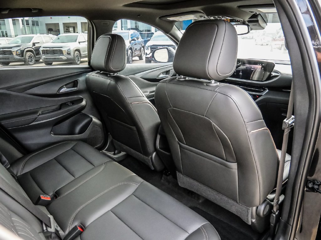 Used 2026 Buick Envista Avenir FWD image 26