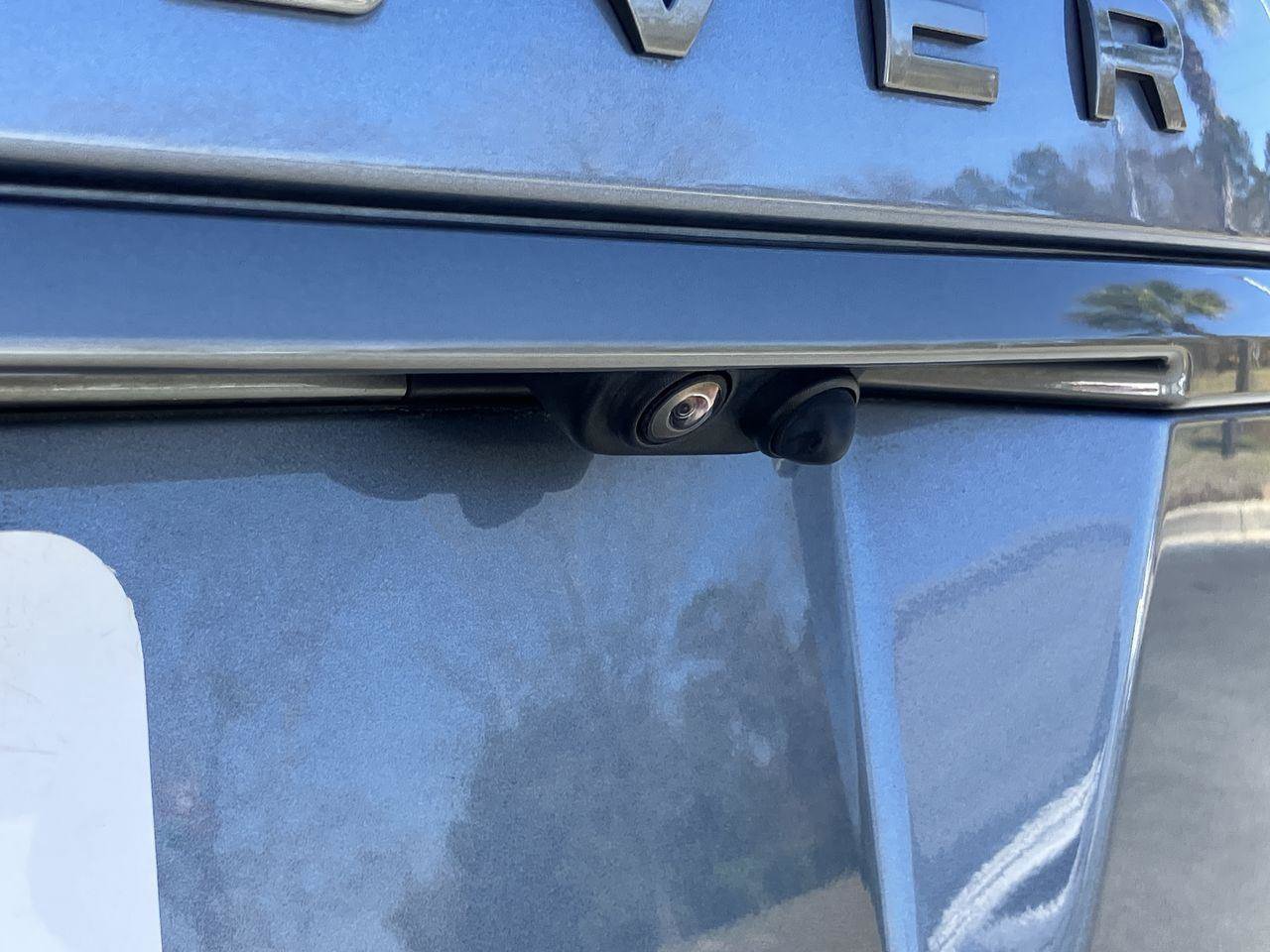 Used 2021 Land Rover Range Rover image 11