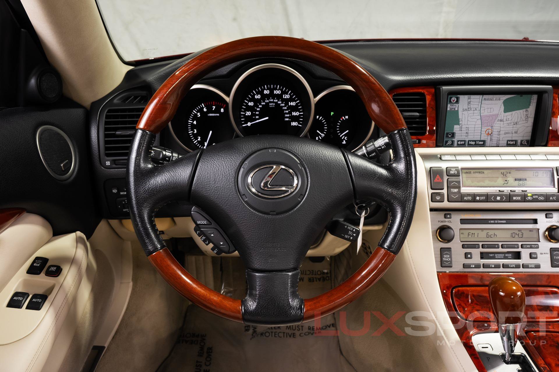Used 2008 Lexus SC 430 Convertible RWD image 32