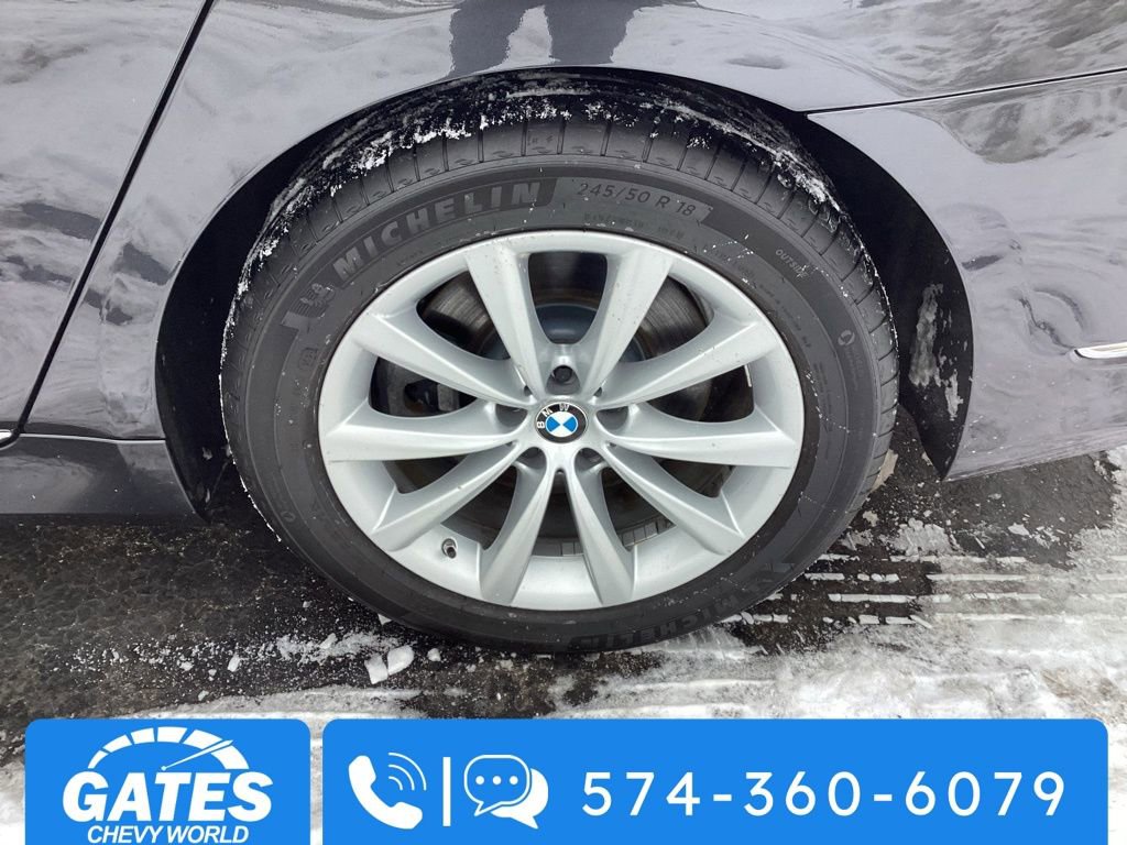 Used 2021 BMW 740i xDrive w/ Premium Package image 36