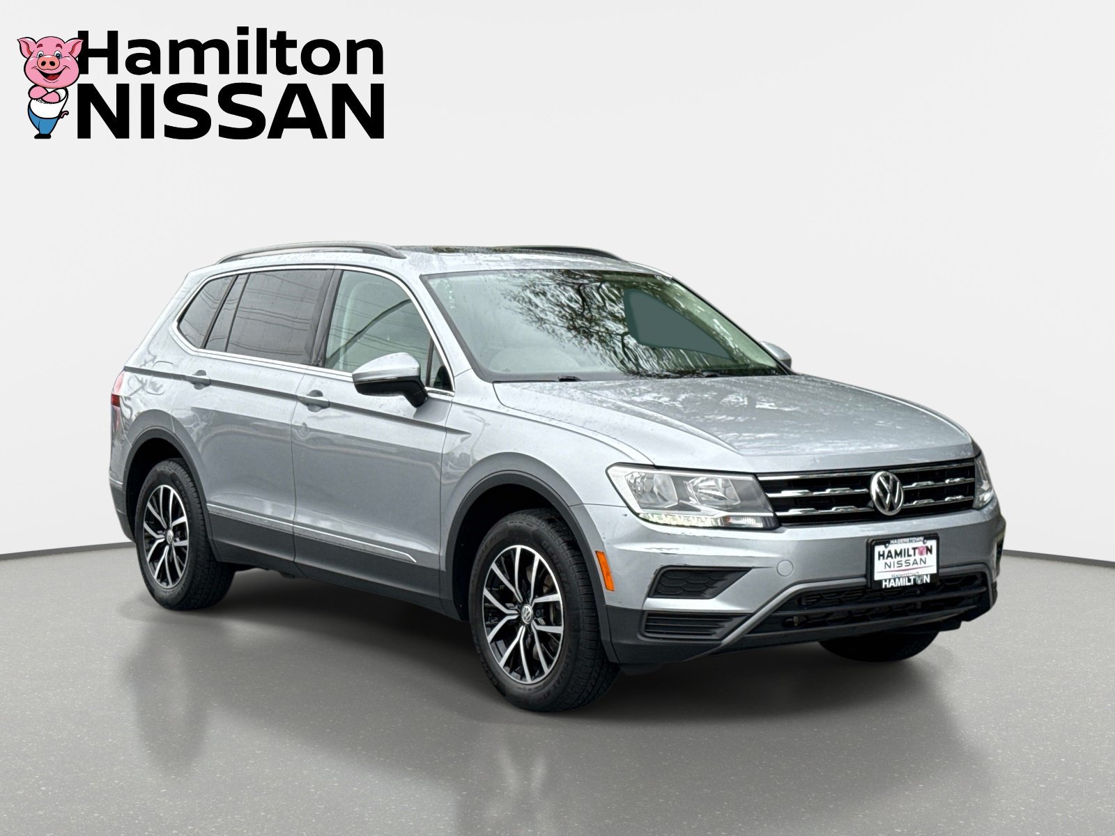 Used 2021 Volkswagen Tiguan SE w/ Panoramic Sunroof Package