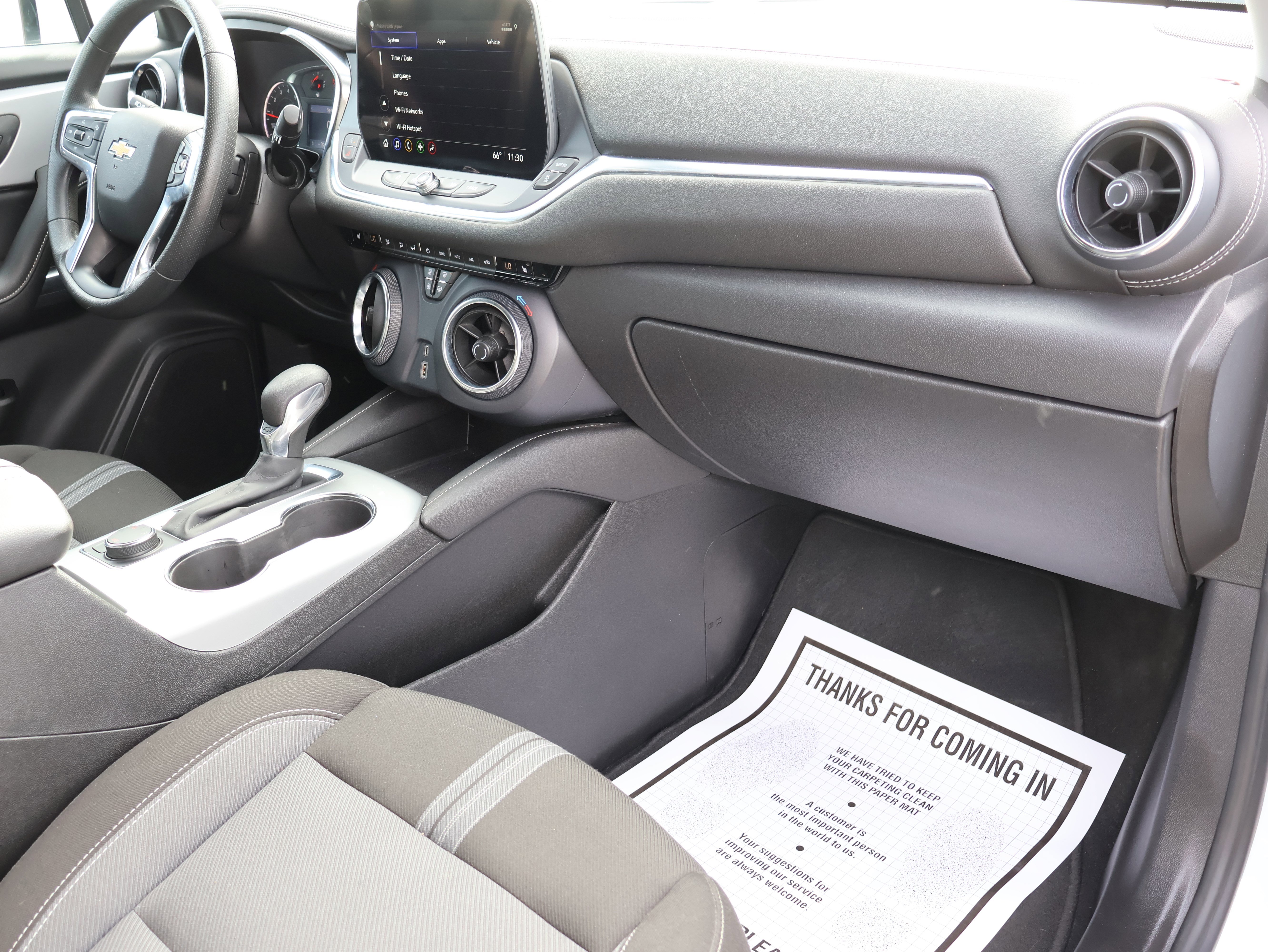 Used 2025 Chevrolet Blazer LT image 10