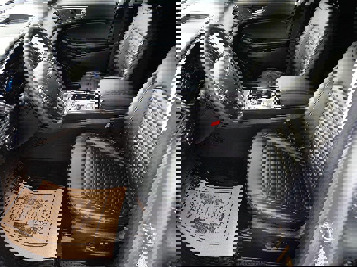 Used 2020 Ford Edge SEL w/ Convenience Package image 8