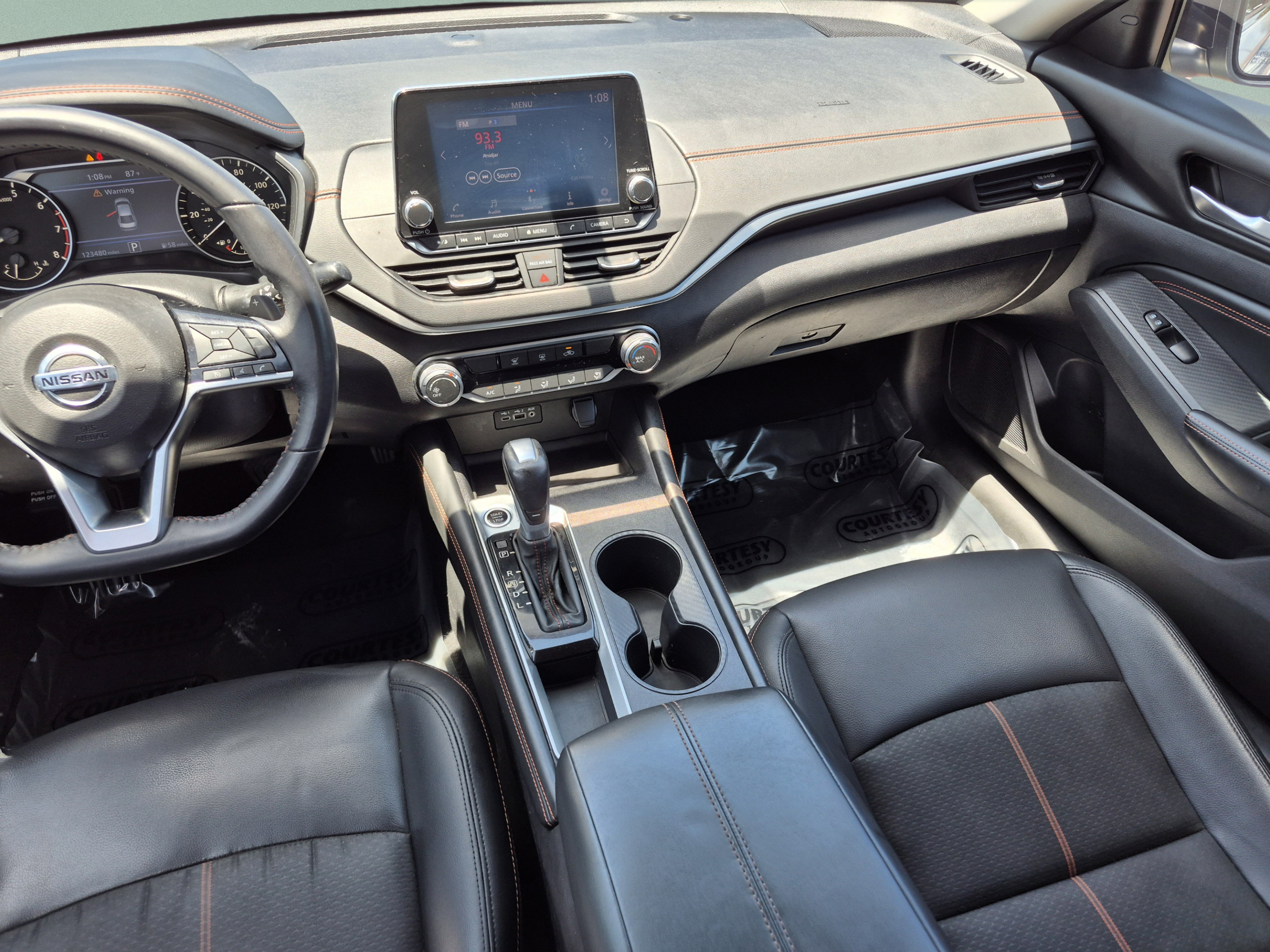 Used 2019 Nissan Altima 2.5 SR FWD image 14