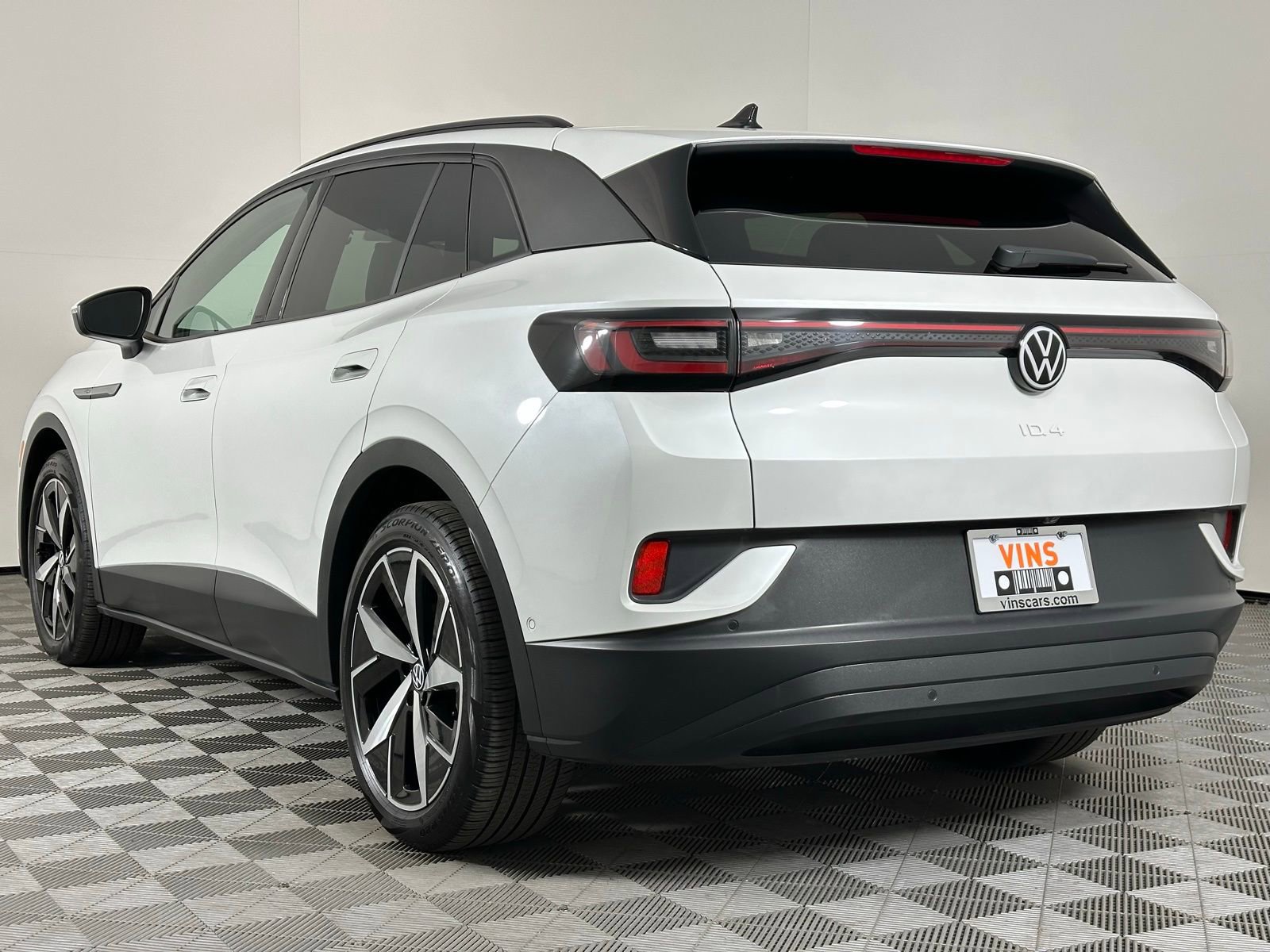 Used 2023 Volkswagen ID.4 Pro S image 38