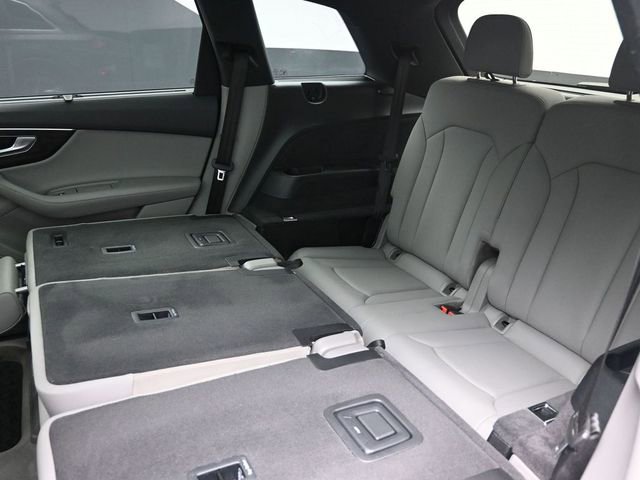 Used 2021 Audi Q7 3.0T Premium Plus w/ Executive Package image 22