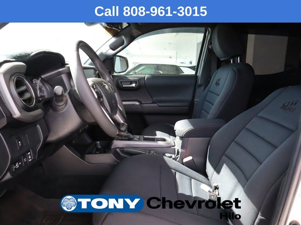 Used 2023 Toyota Tacoma TRD Off-Road AWD/4WD image 9