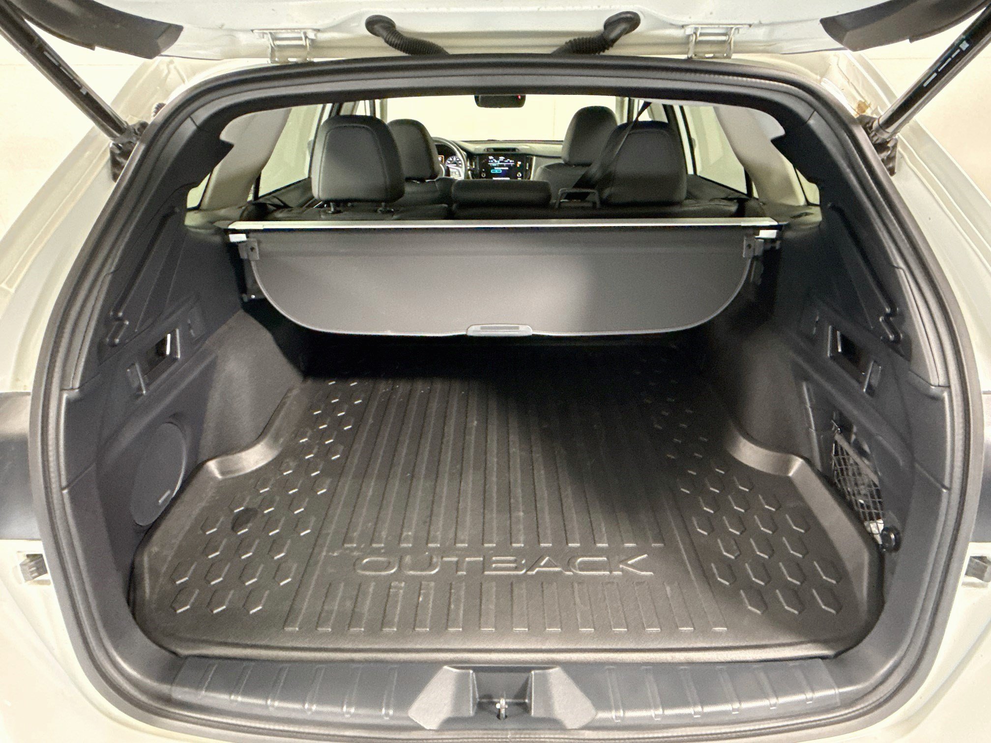 Used 2025 Subaru Outback Limited AWD/4WD image 35