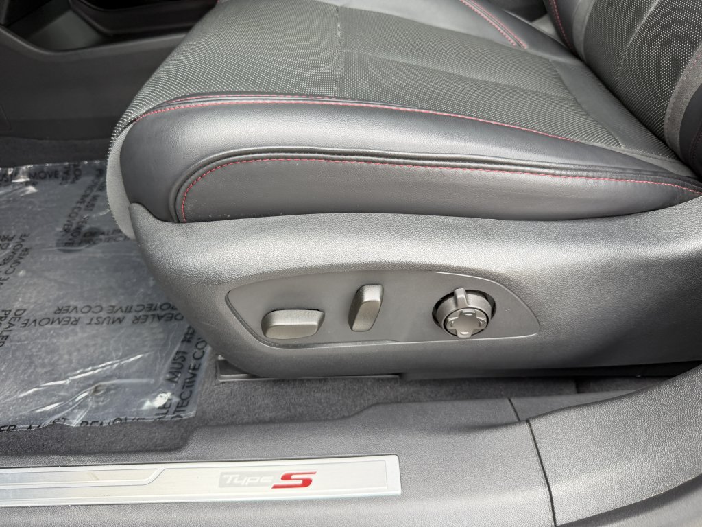 Used 2024 Acura ZDX Type S AWD/4WD image 32