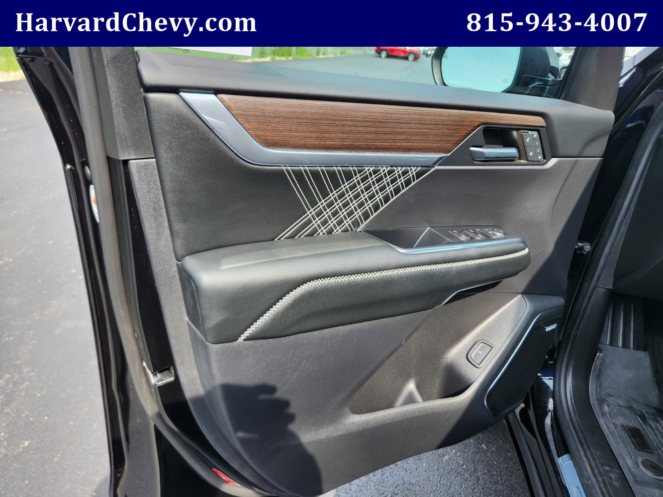 Used 2024 GMC Acadia Denali w/ LPO, Floor Liner Package image 37