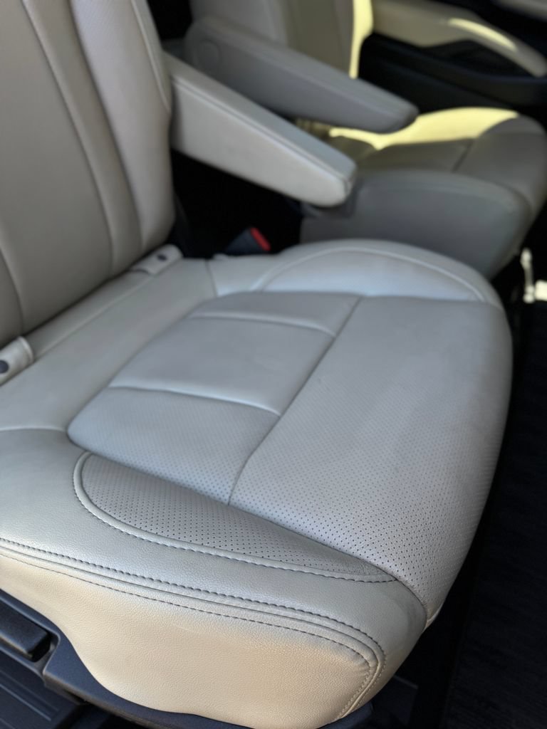 Used 2023 Subaru Ascent Limited AWD/4WD image 42