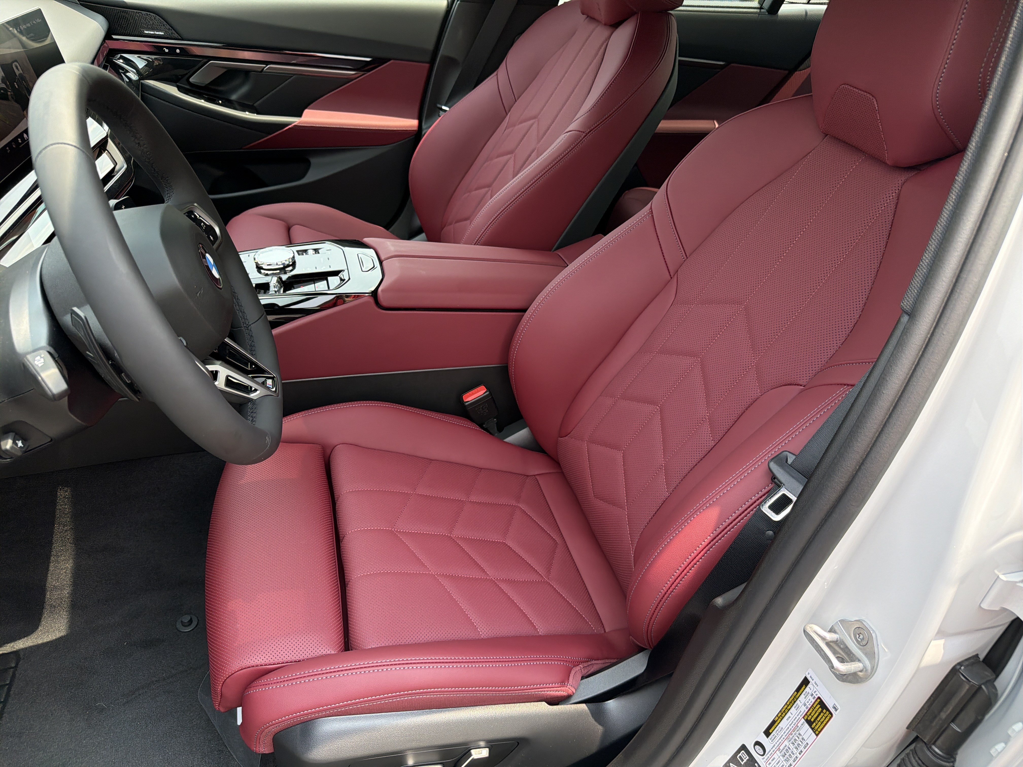 New 2027 BMW 540i xDrive w/ Executive Package AWD/4WD image 19