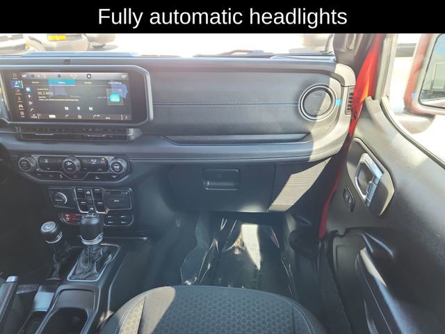 Used 2025 Jeep Wrangler Unlimited Rubicon 4xe image 22