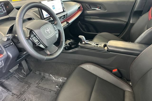 Used 2024 Toyota Prius Prime FWD image 12