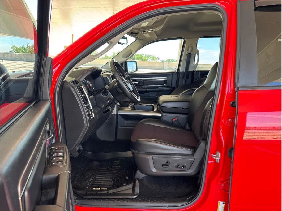 Used 2016 RAM 1500 Sport w/ Torred Sport Package AWD/4WD image 10