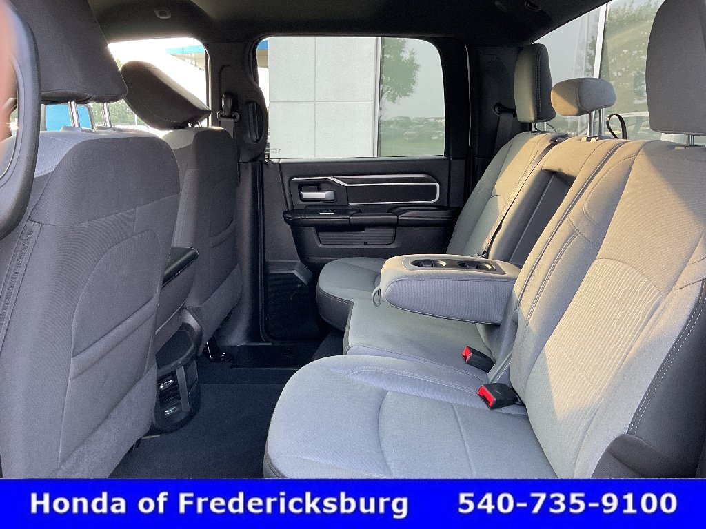 Used 2024 RAM 2500 Big Horn AWD/4WD image 23