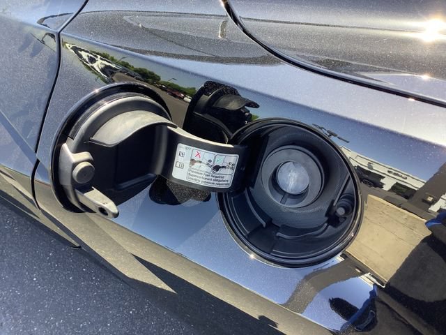 Used 2021 Chevrolet Corvette Stingray Preferred Cpe w/ Z51 Performance Package RWD image 22