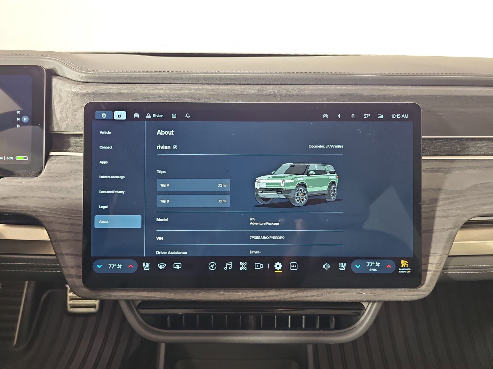 Used 2023 Rivian R1S Adventure AWD/4WD image 27
