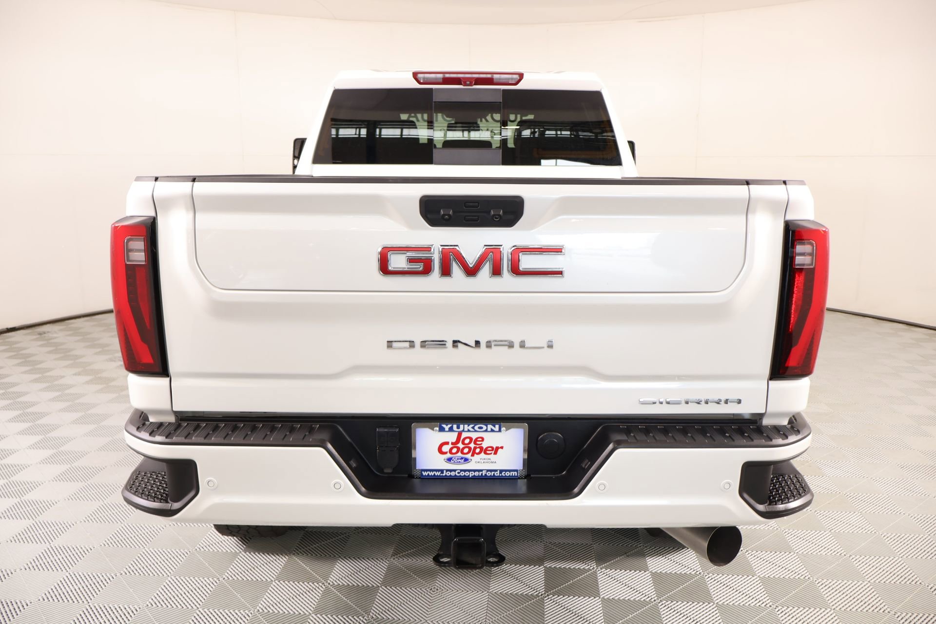 Used 2025 GMC Sierra 2500 Denali AWD/4WD image 22