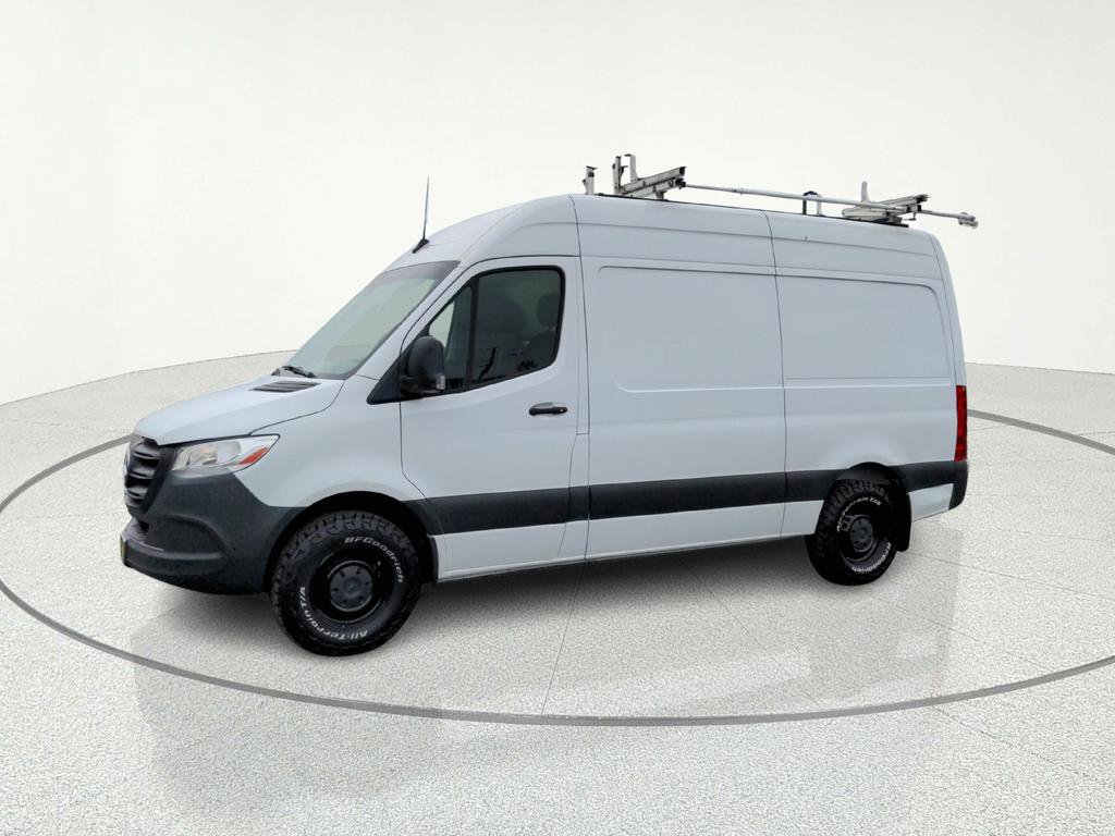 Used 2022 Mercedes-Benz Sprinter 2500 w/ Parking Package image 11
