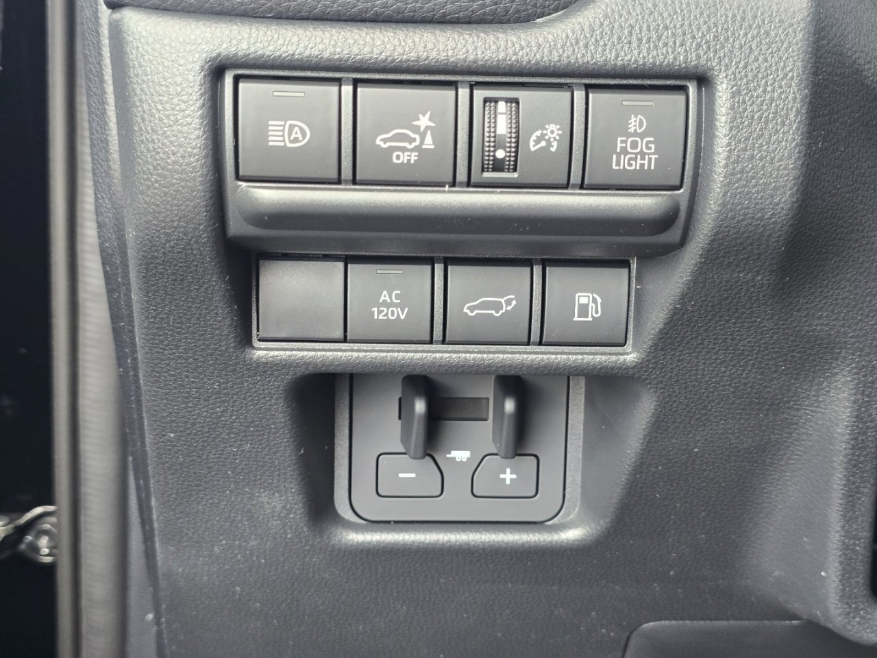 New 2026 Toyota Land Cruiser image 10