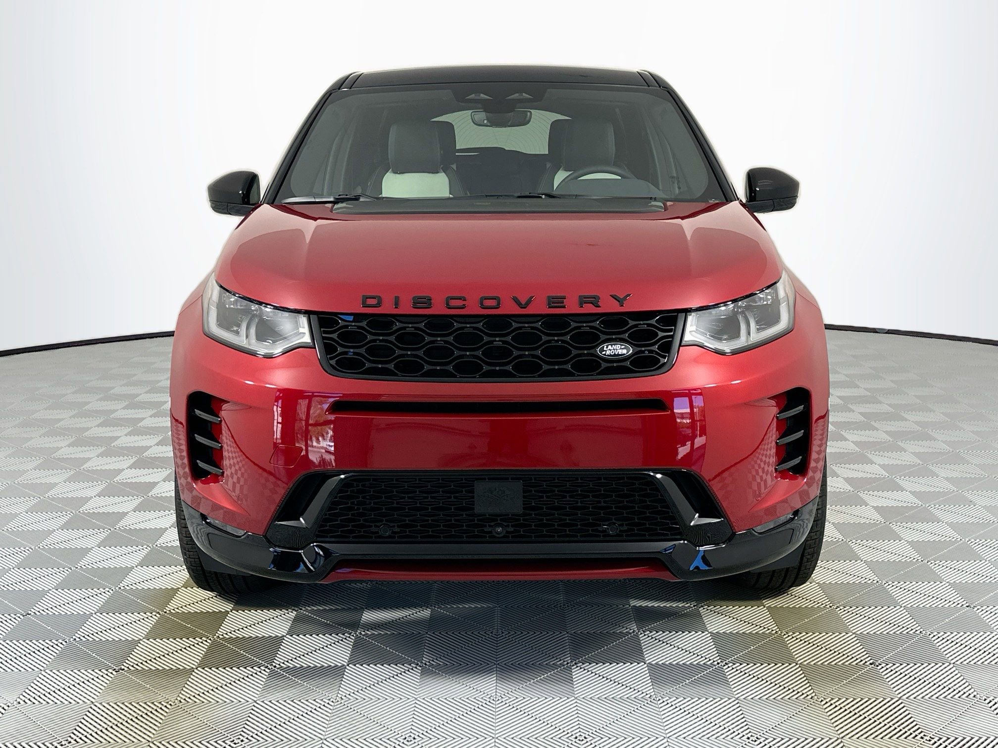 Used 2026 Land Rover Discovery Sport Landmark AWD/4WD image 2