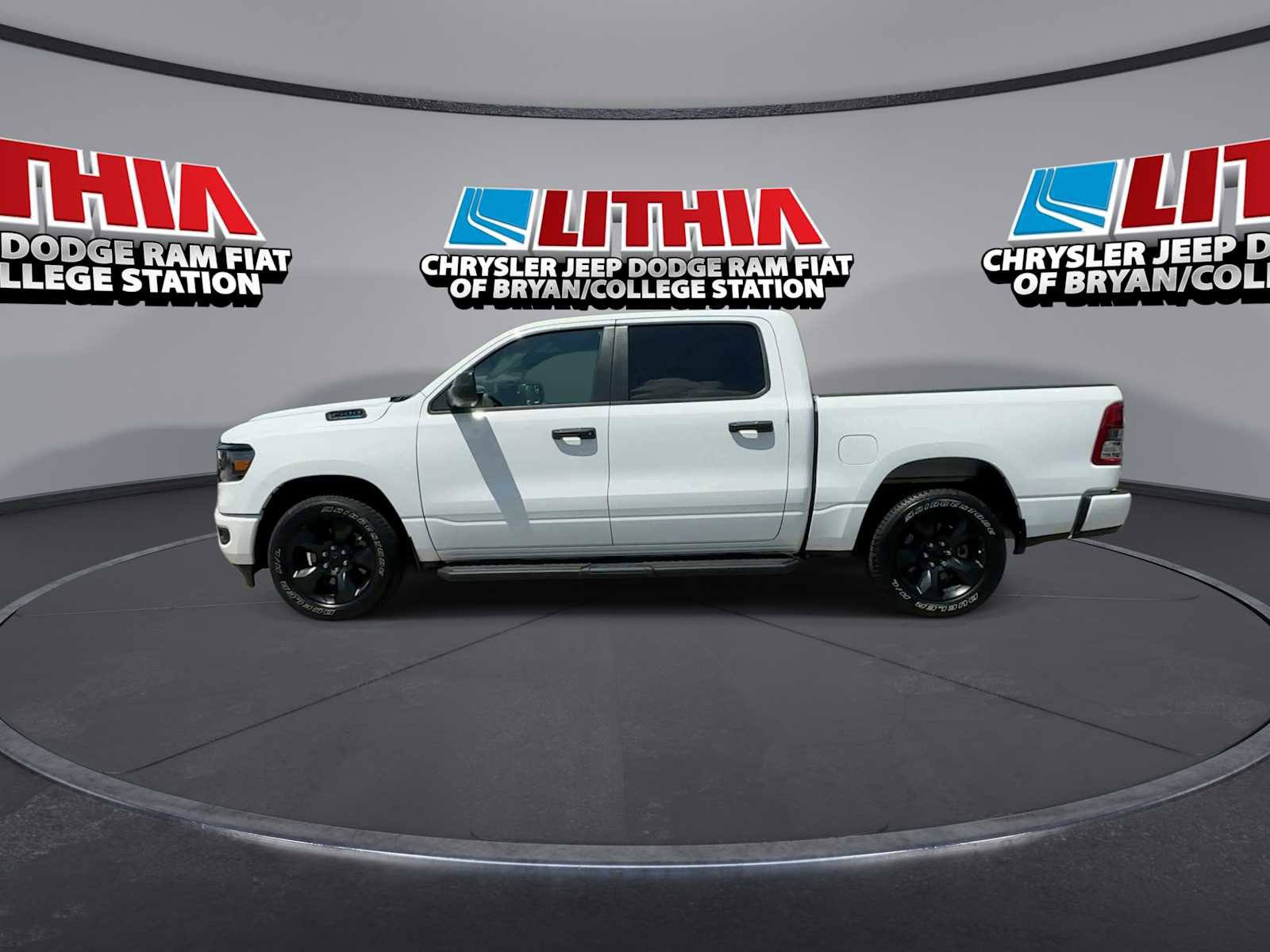 Used 2024 RAM 1500 Tradesman w/ Night Edition image 5