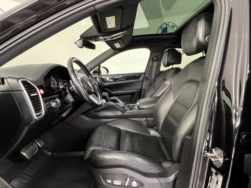 Used 2020 Porsche Cayenne S image 21