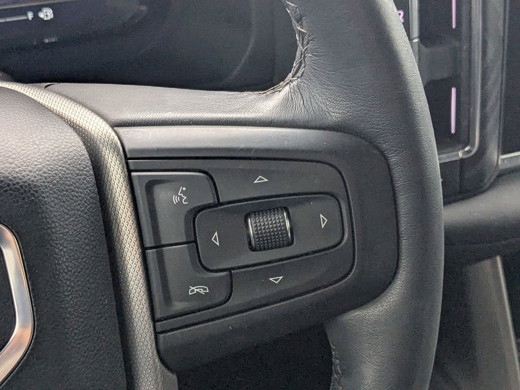 Used 2024 GMC Yukon Denali w/ Advanced Technology Package image 25