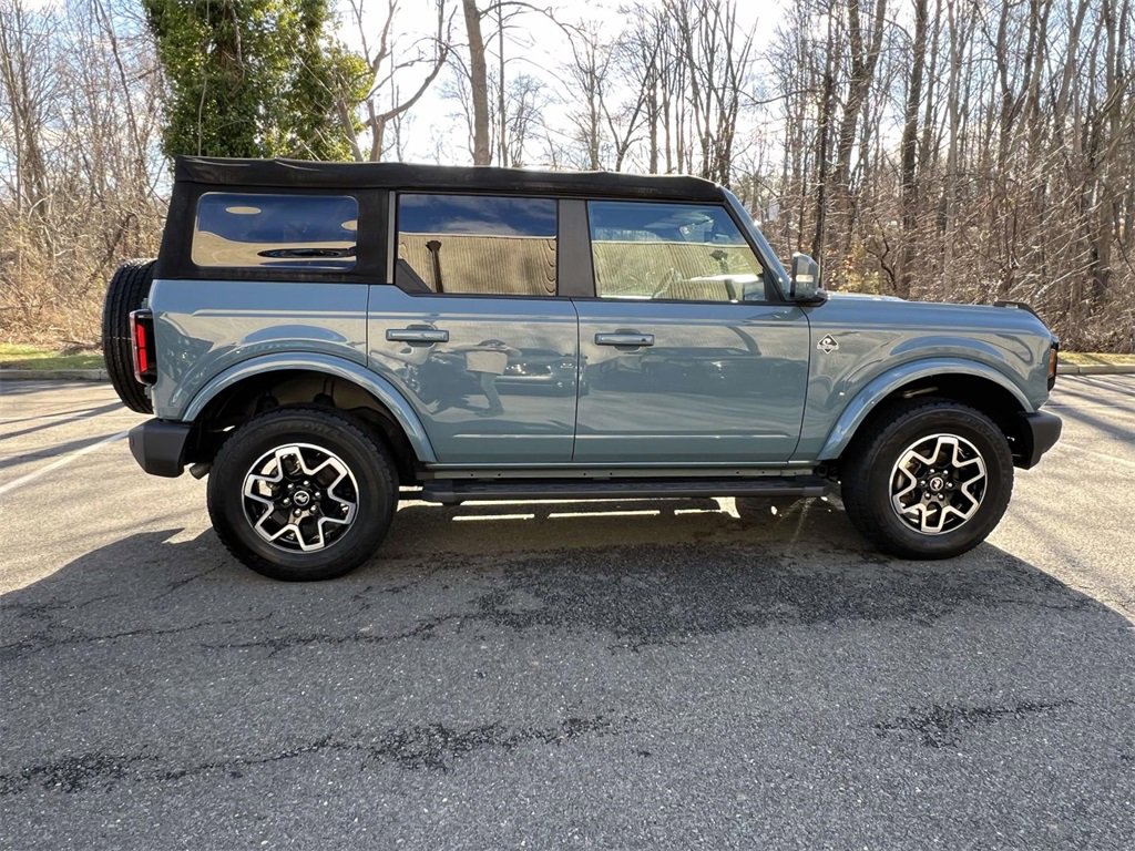 Used 2022 Ford Bronco Outer Banks image 6