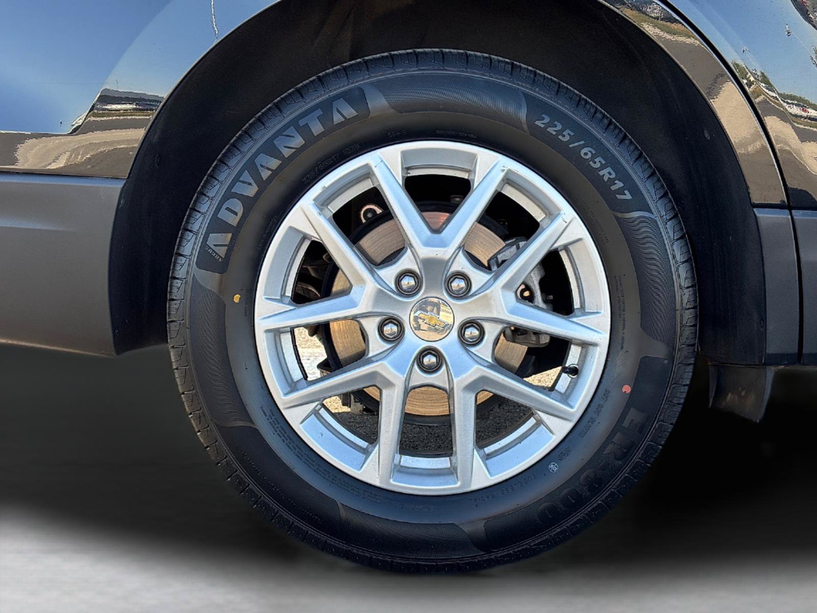 Used 2024 Chevrolet Equinox LT AWD/4WD image 11
