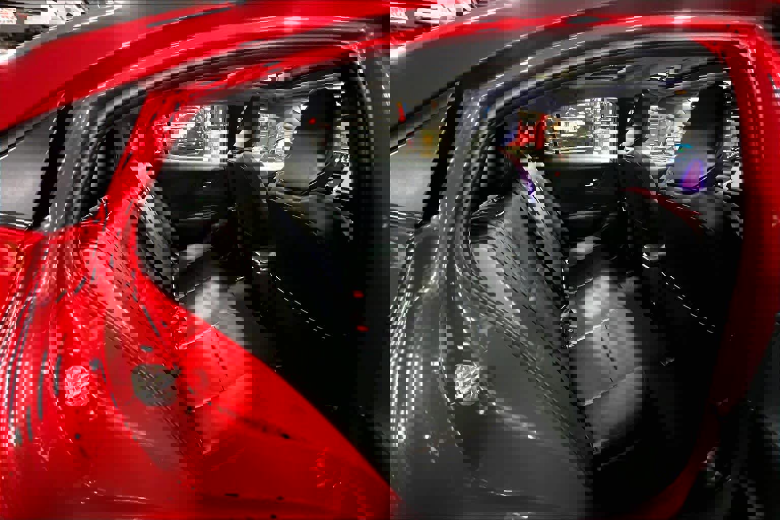 Used 2025 Toyota Prius Plug-In Hybrid image 17