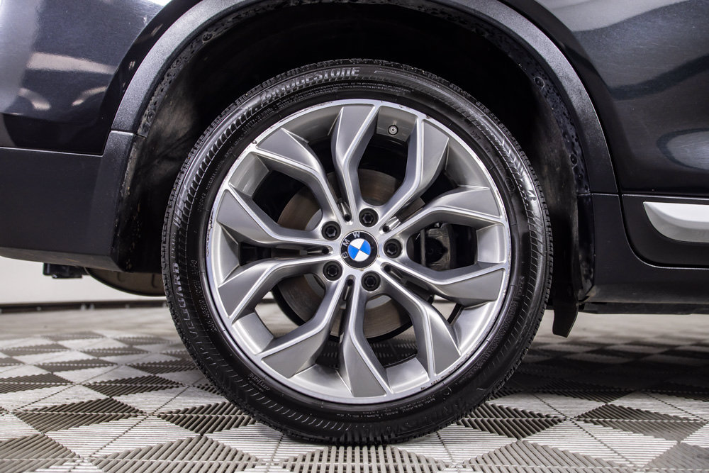 Used 2017 BMW X4 xDrive28i AWD/4WD image 41