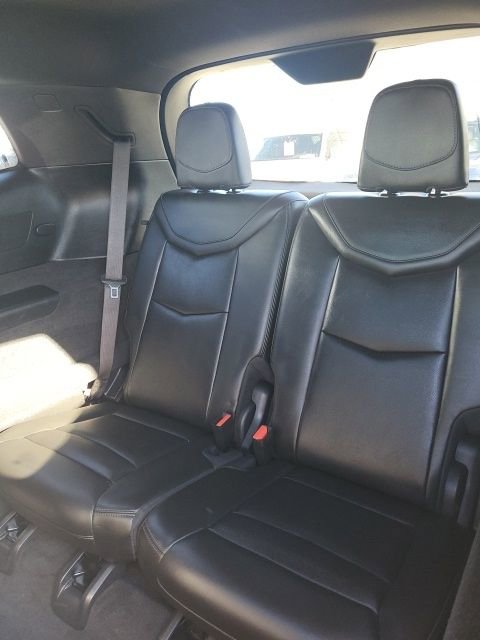 Used 2023 Cadillac XT6 Sport image 10