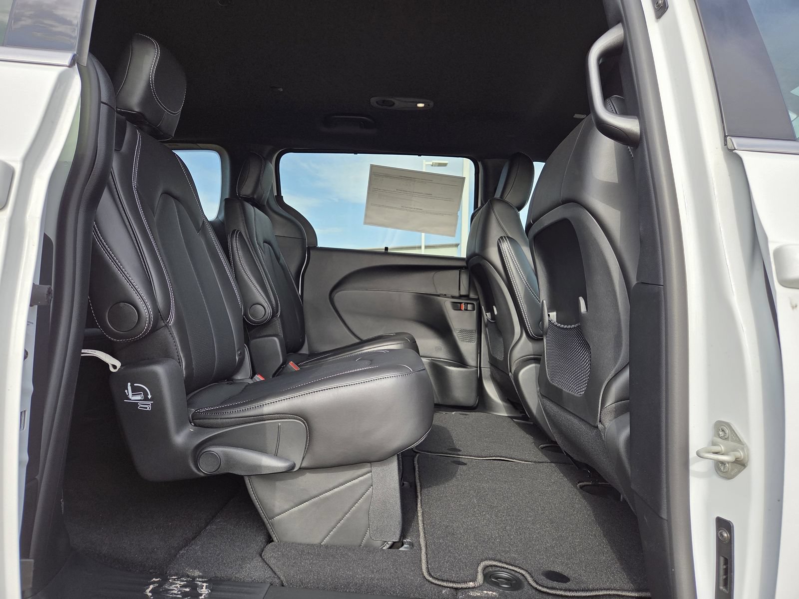 New 2026 Chrysler Voyager LX FWD image 16