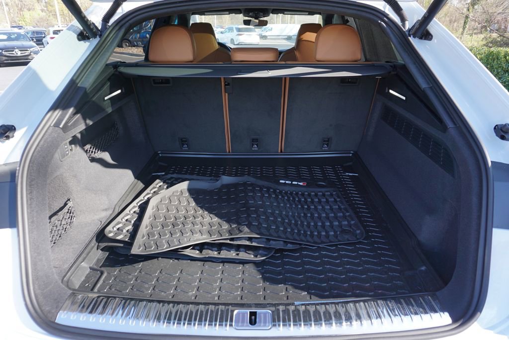 Used 2025 Audi RS Q8 performance image 37