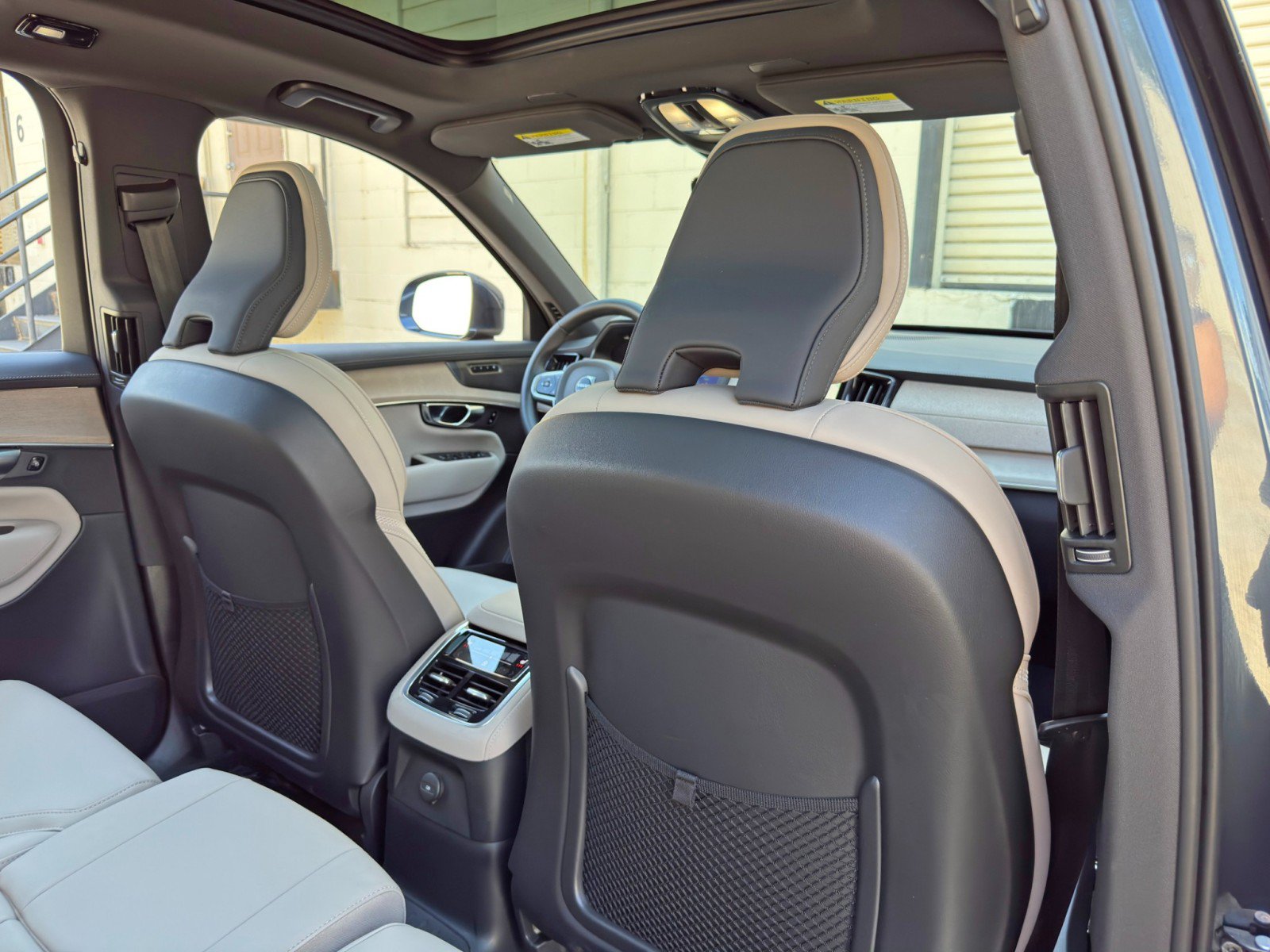 Used 2025 Volvo XC90 T8 Plus w/ Protection Package Premier AWD/4WD image 41