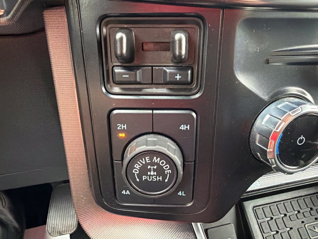 Used 2025 Ford F150 Platinum w/ Equipment Group 702A High AWD/4WD image 40