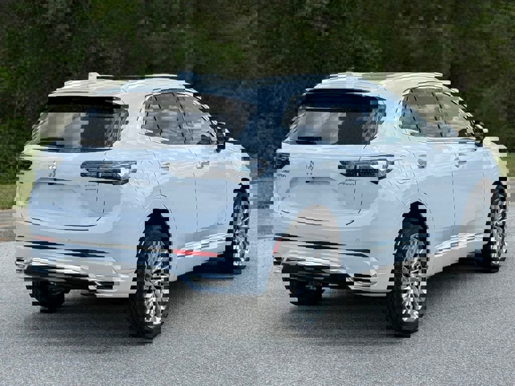New 2026 Buick Envision Avenir image 13
