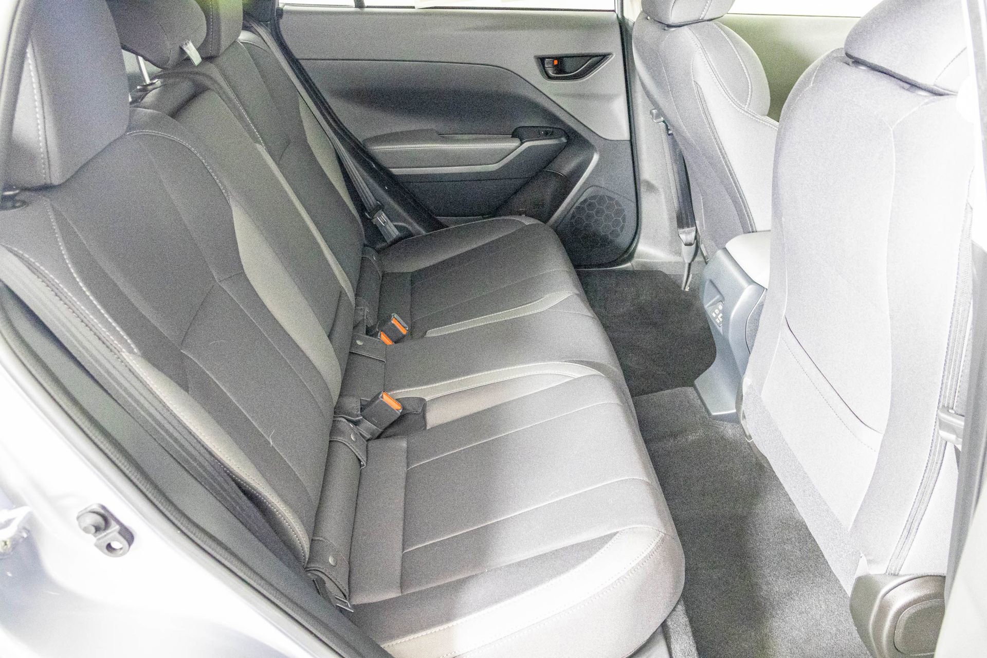 Used 2025 Subaru Crosstrek 2.0i Premium image 36