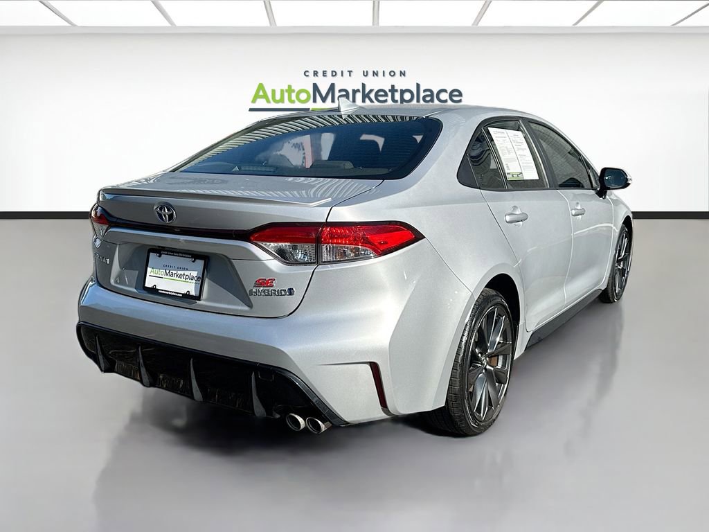 Used 2023 Toyota Corolla SE image 6