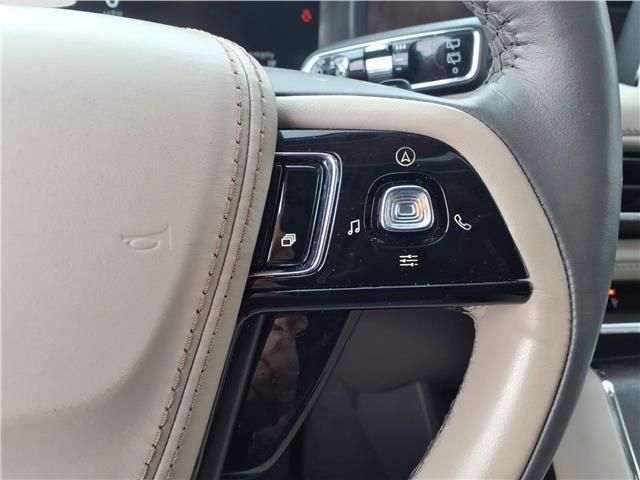 Used 2022 Lincoln Aviator Reserve w/ Equipment Group 201A AWD/4WD image 22