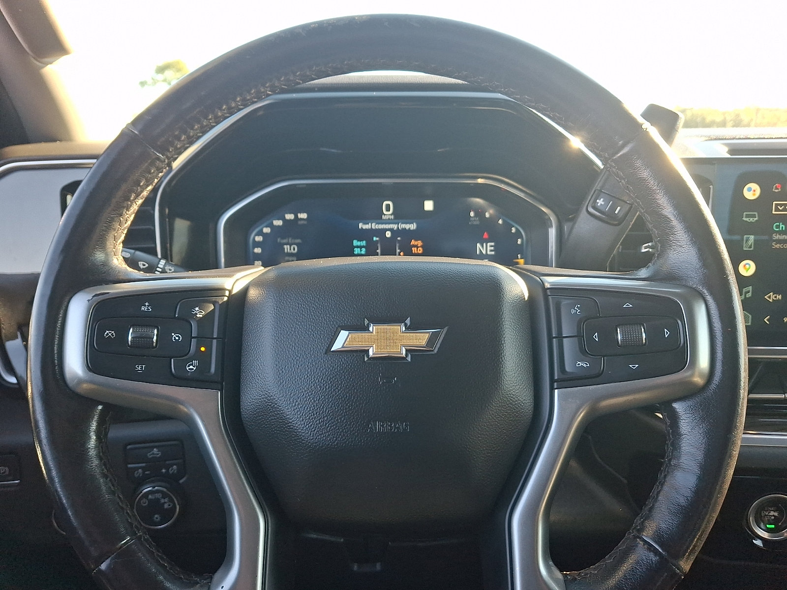 Used 2022 Chevrolet Silverado 1500 LT AWD/4WD image 20