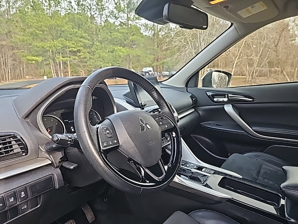 Used 2024 Mitsubishi Eclipse Cross SE image 9