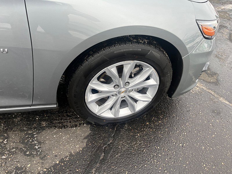 Used 2025 Chevrolet Malibu LT image 10